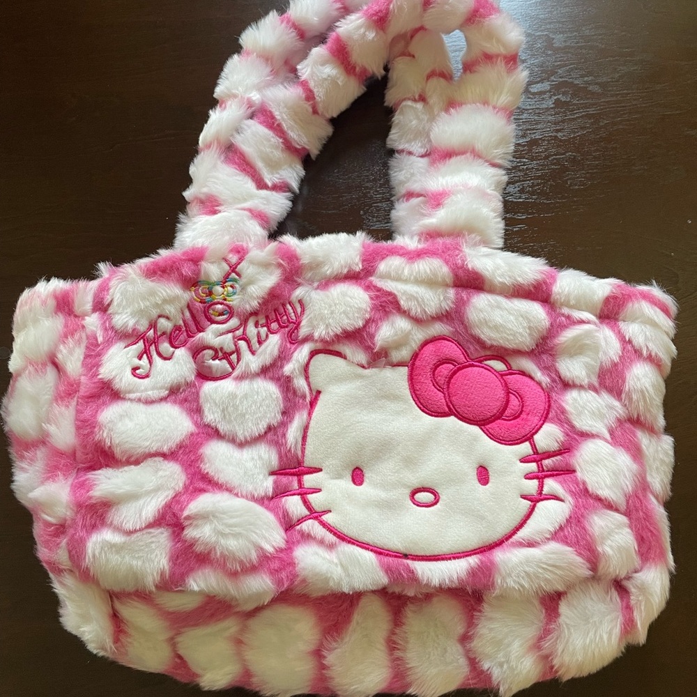 cute hello kitty fuzzy bag 🎀🩷🩷🎀